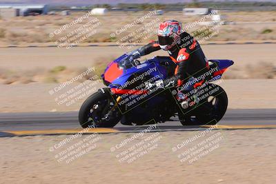 media/Dec-10-2023-SoCal Trackdays (Sun) [[0ce70f5433]]/Turn 9 Inside Set 2 (1115am)/